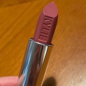 Kylie Jenner Lipstick Passion 👄